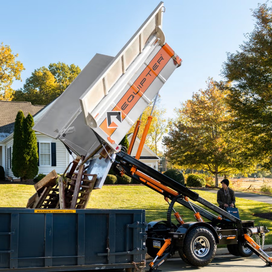 photo-hero-15 equipter by a roof